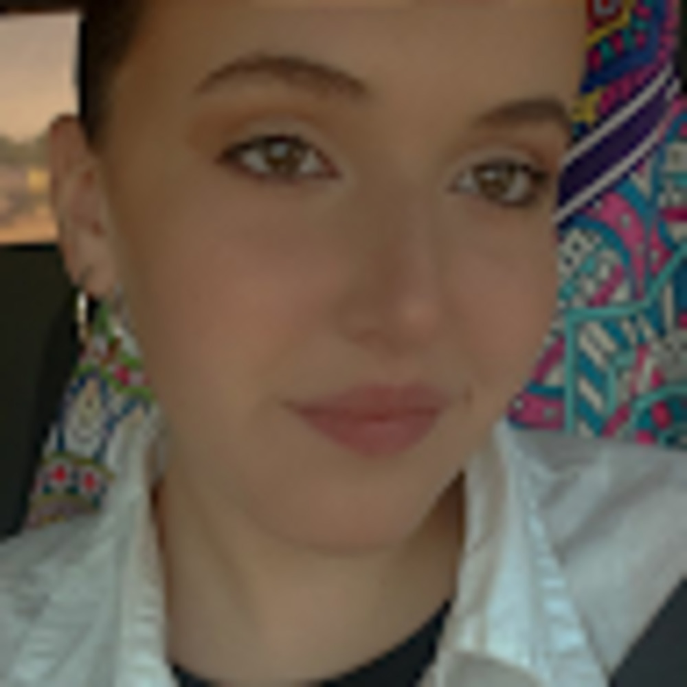 Meet your Posher, Isabella